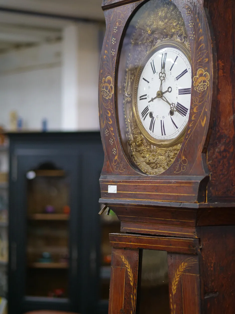 Horloge comtoise marquetée ancienne