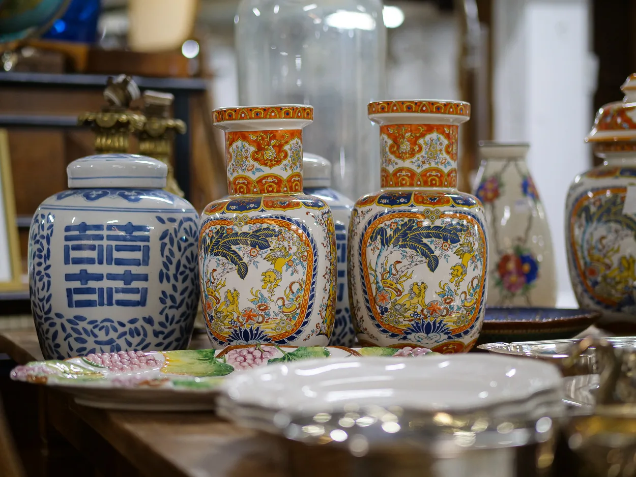 Pots à gingembre bleu-blanc, paire de vases Imari et barbotines